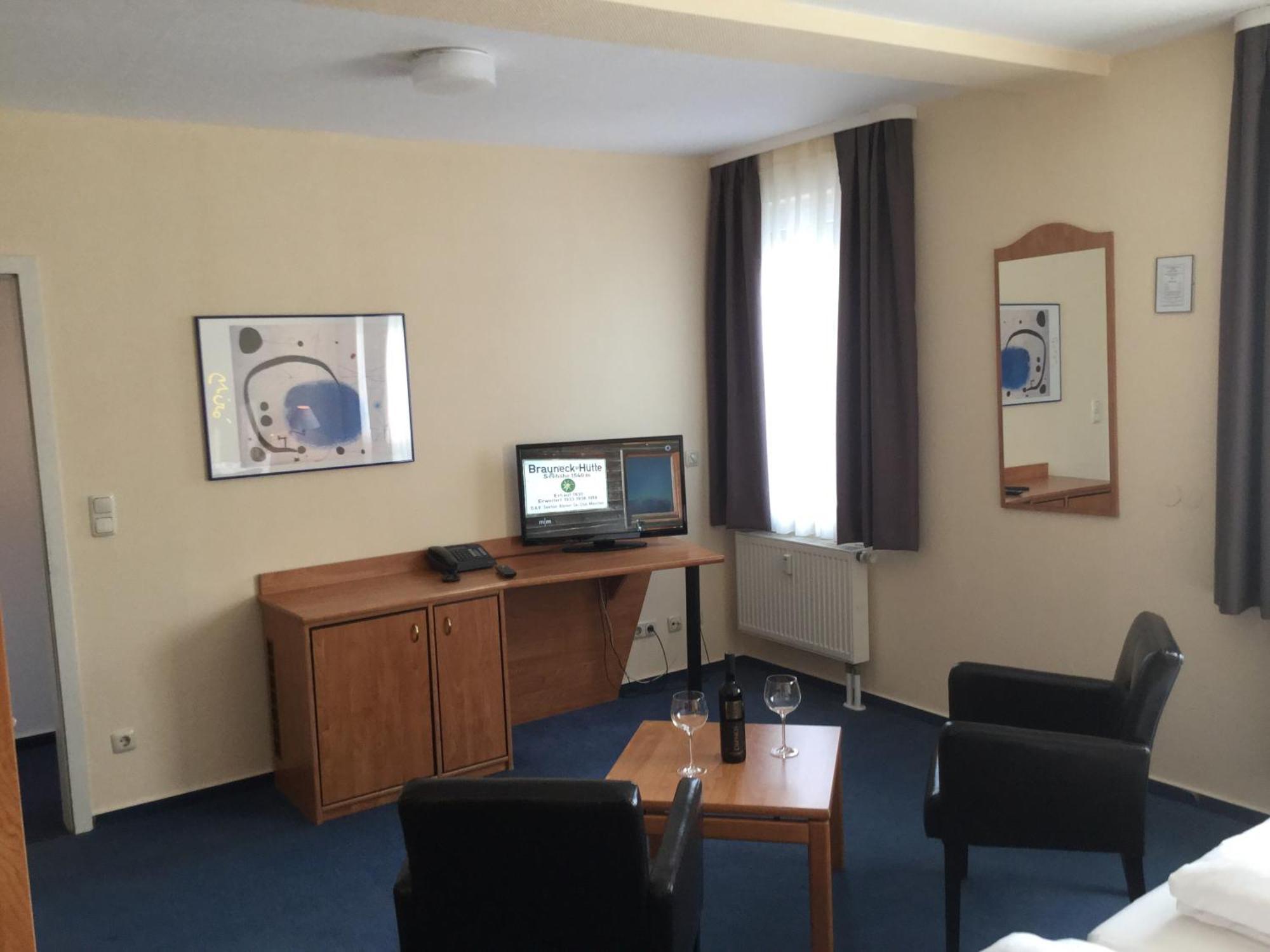 Sunibel Inn Reinheim Εξωτερικό φωτογραφία