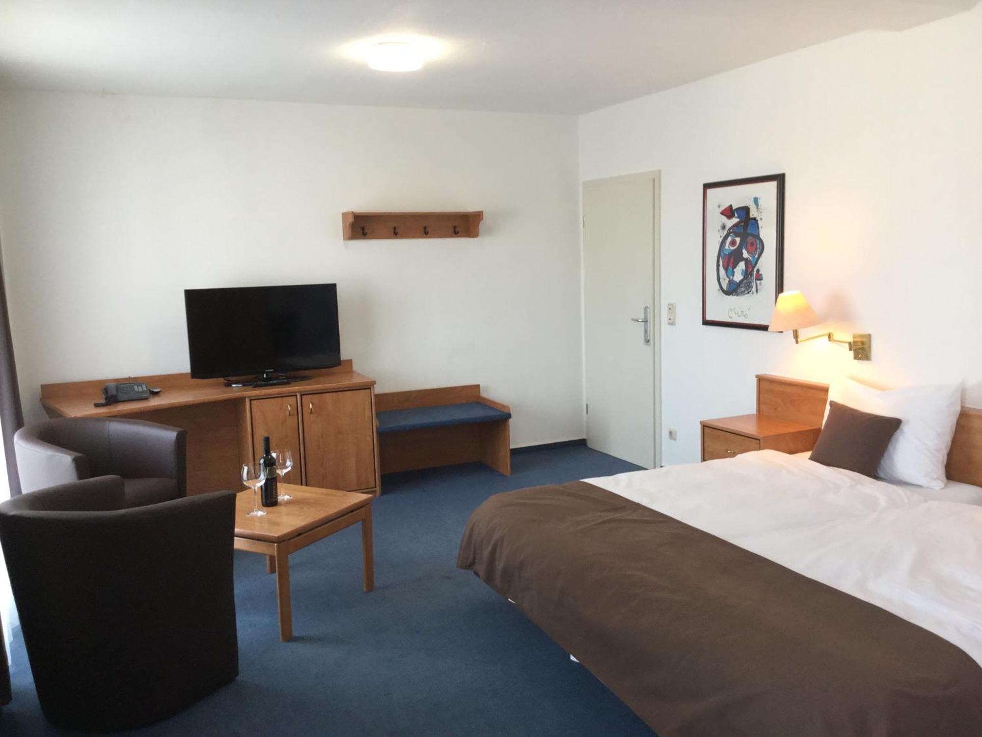 Sunibel Inn Reinheim Εξωτερικό φωτογραφία