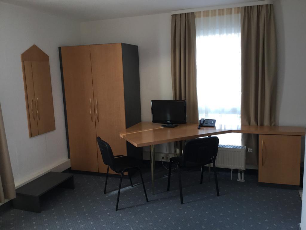 Sunibel Inn Reinheim Εξωτερικό φωτογραφία